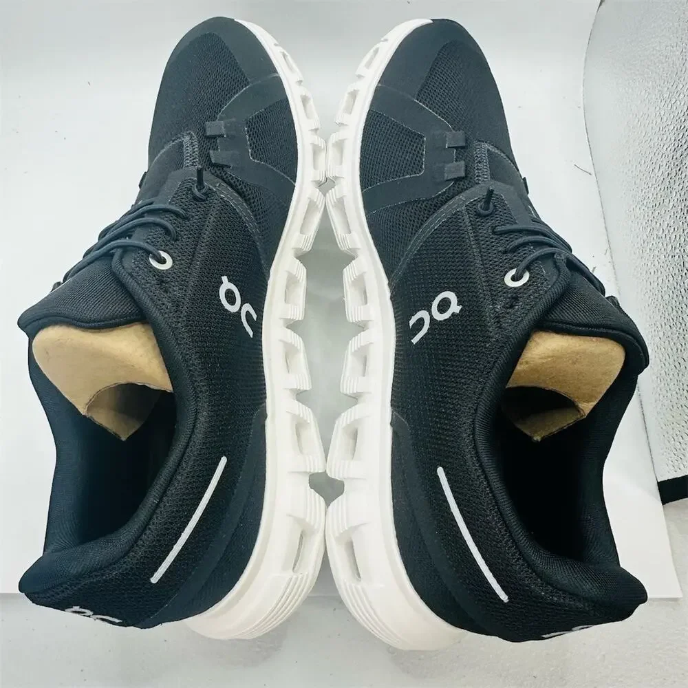 On Running Cloud 6 Black/White Sneakers | Men’s Size 9.5 US | NWD Store Display